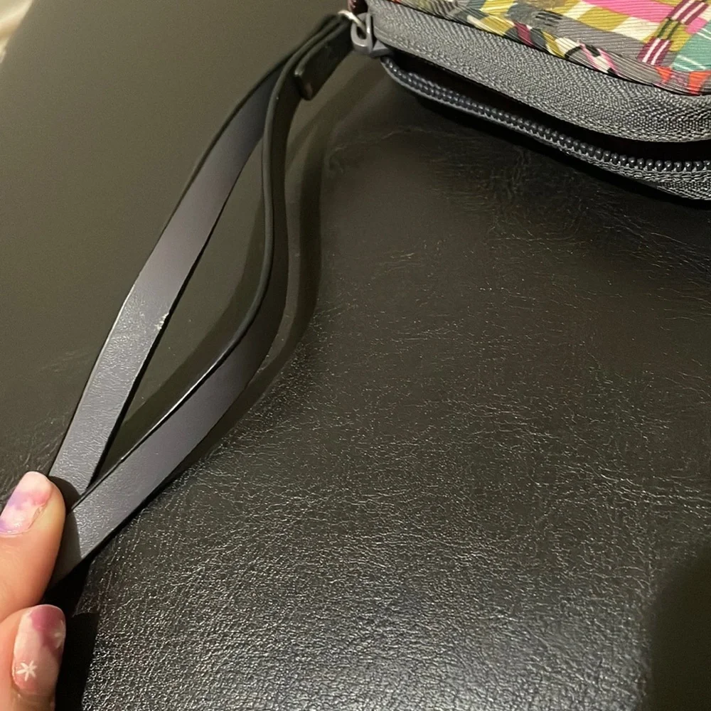 Vera Bradley‎ Midtown Wristlet